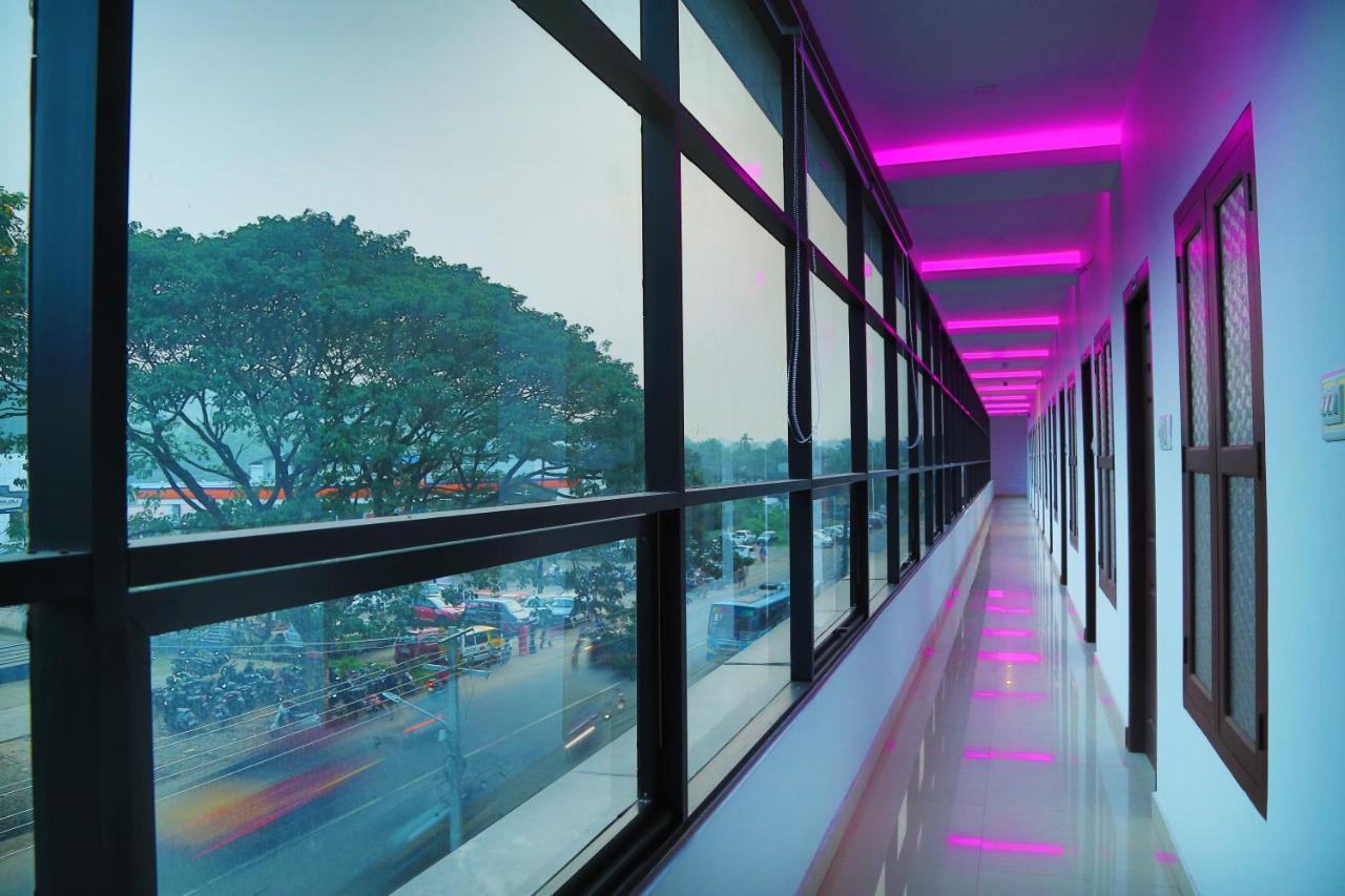 马拉普兰 Karibu Residency酒店 外观 照片